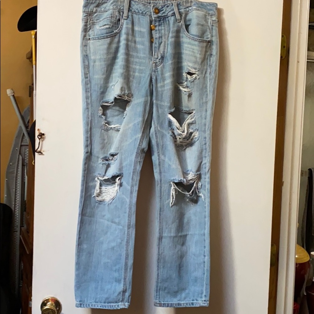 Sz 12 American Eagle light blue ripped jeans